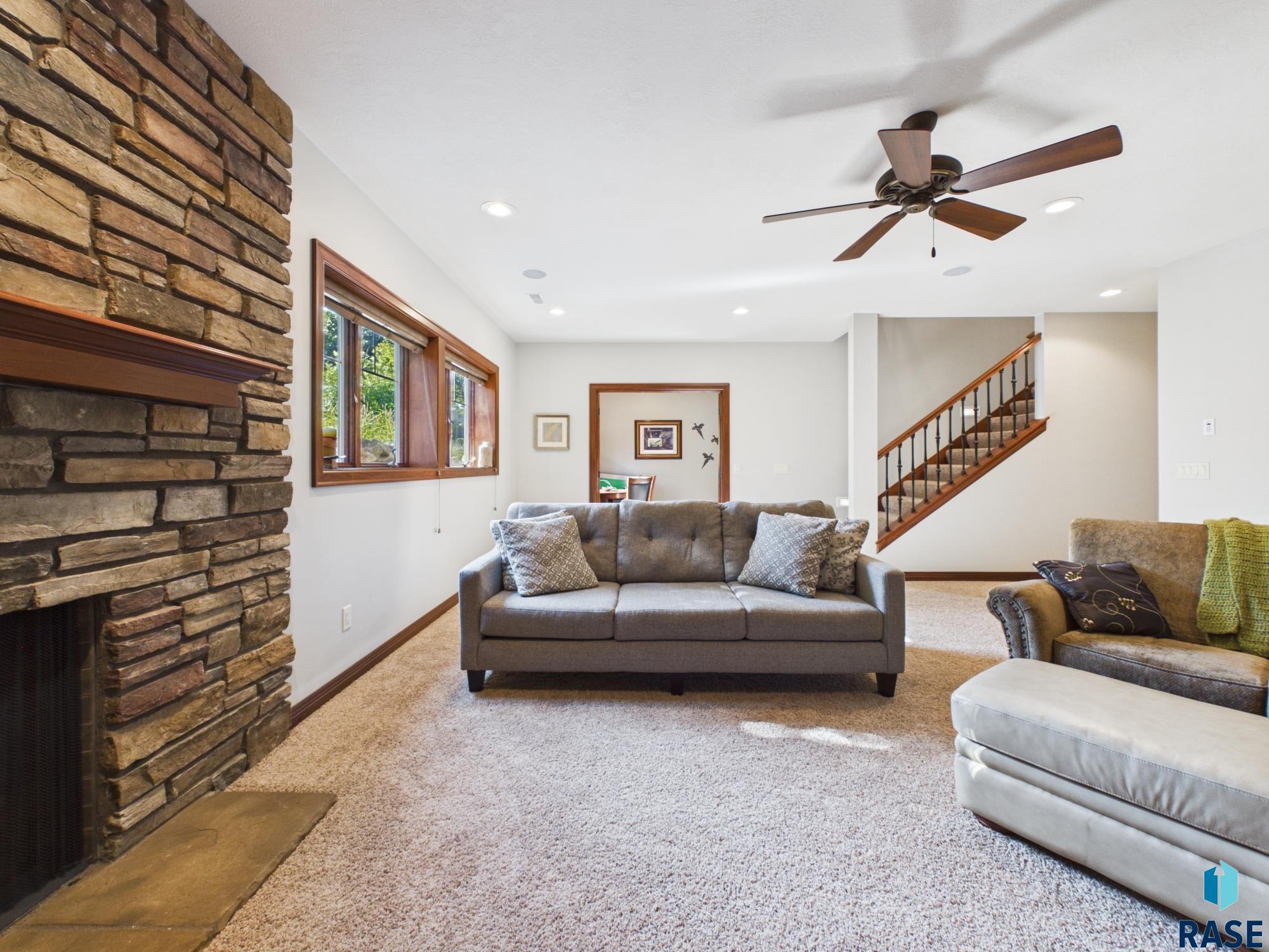 2304 Sleigh Creek Trl, Sioux Falls