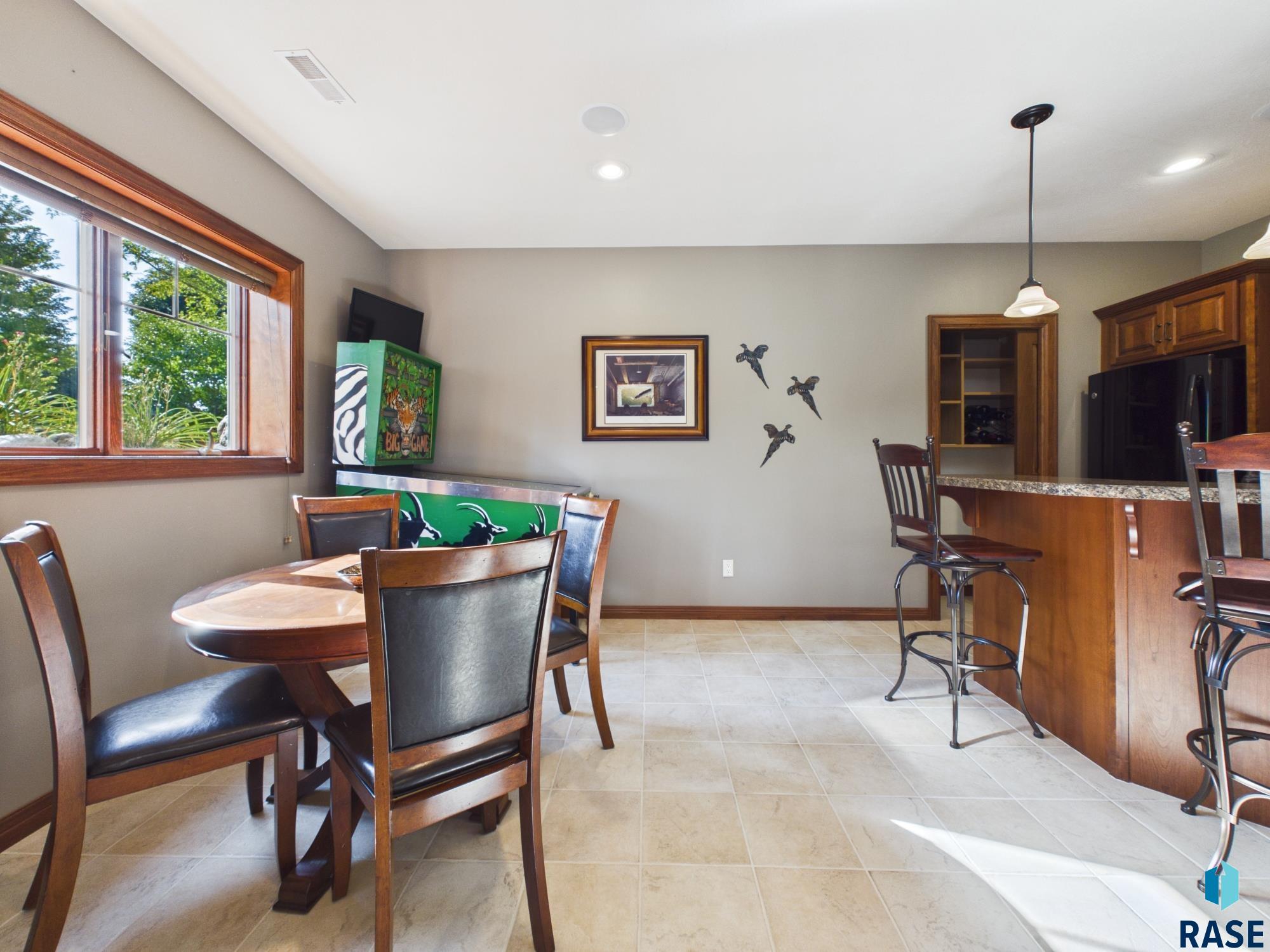 2304 Sleigh Creek Trl, Sioux Falls