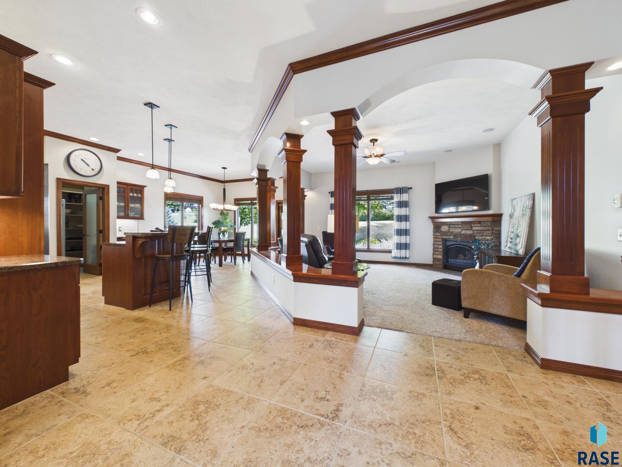 2304 Sleigh Creek Trl, Sioux Falls