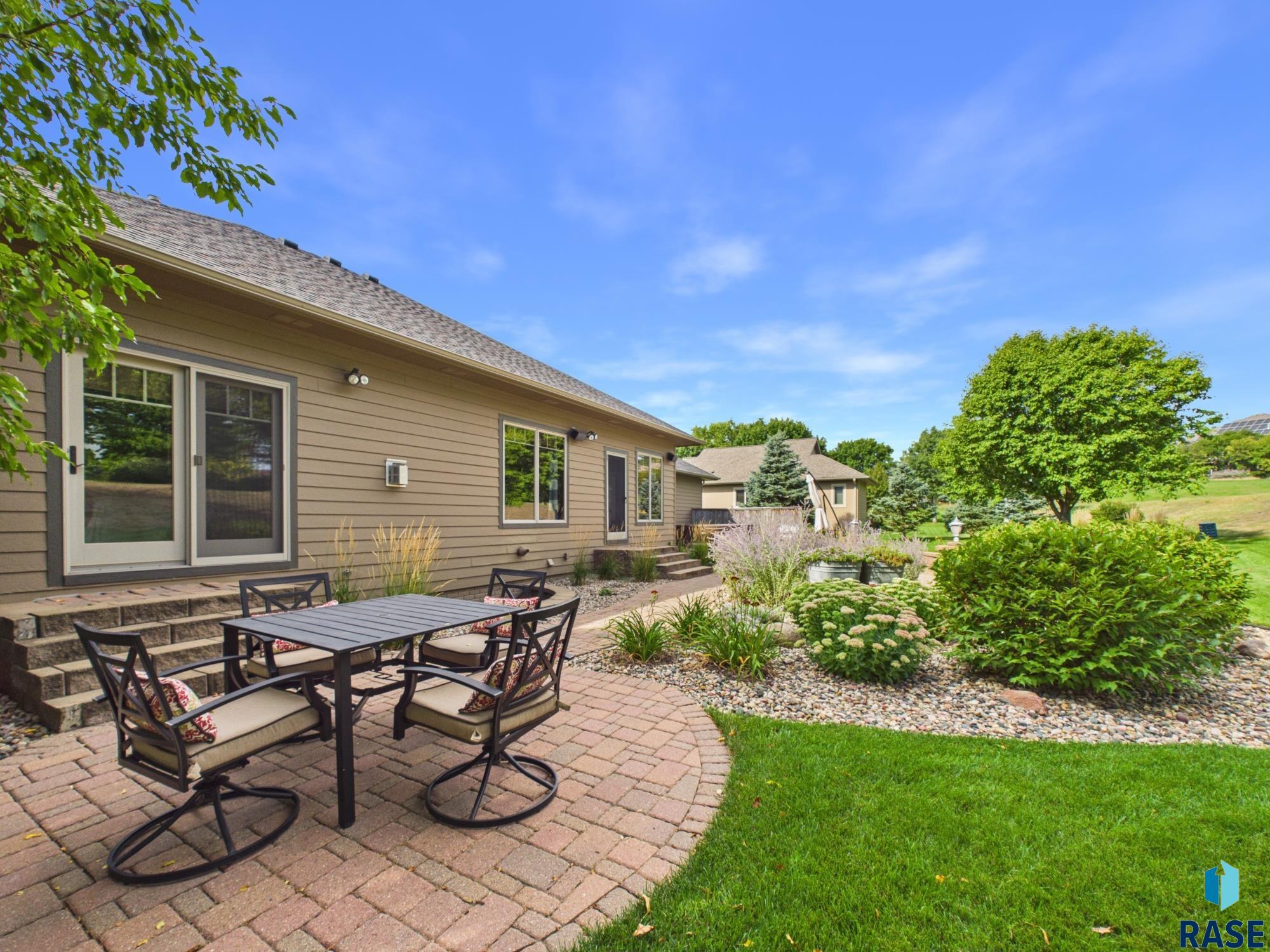 2304 Sleigh Creek Trl, Sioux Falls