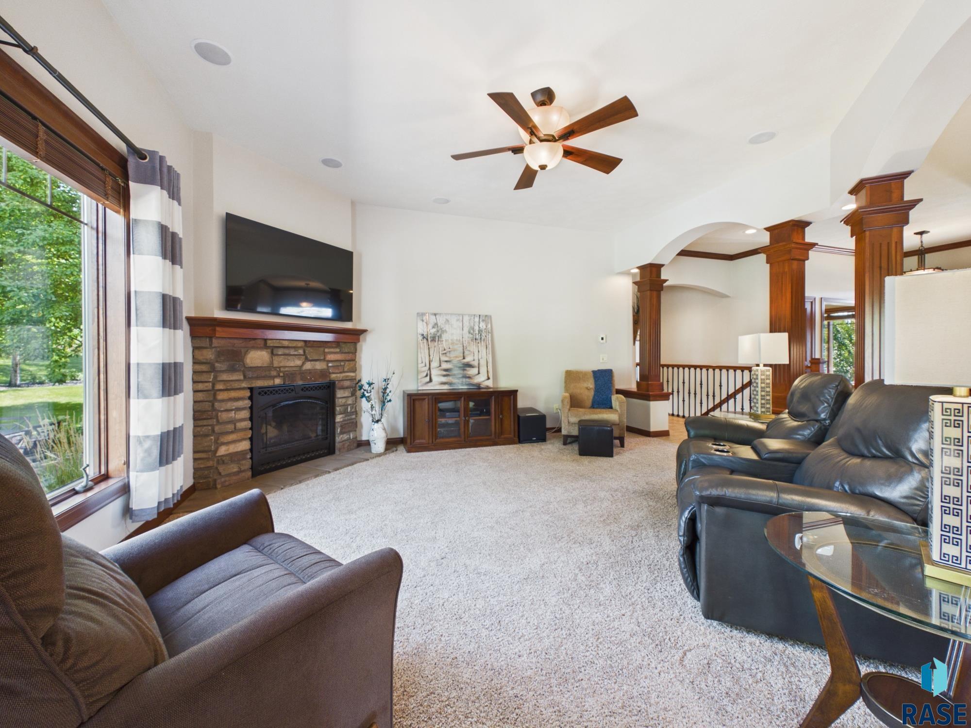 2304 Sleigh Creek Trl, Sioux Falls