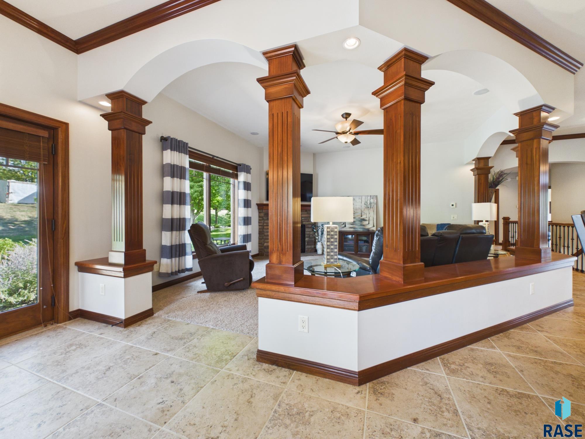 2304 Sleigh Creek Trl, Sioux Falls