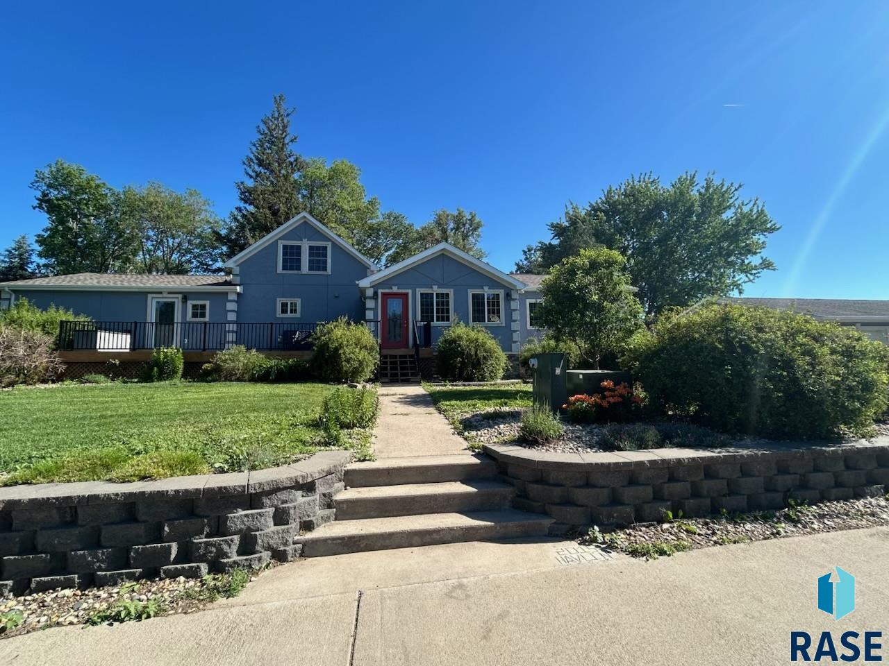 30175 477th Ave, Alcester