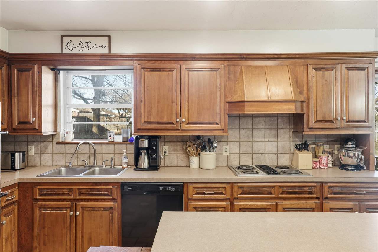 Listing Carousel Slide