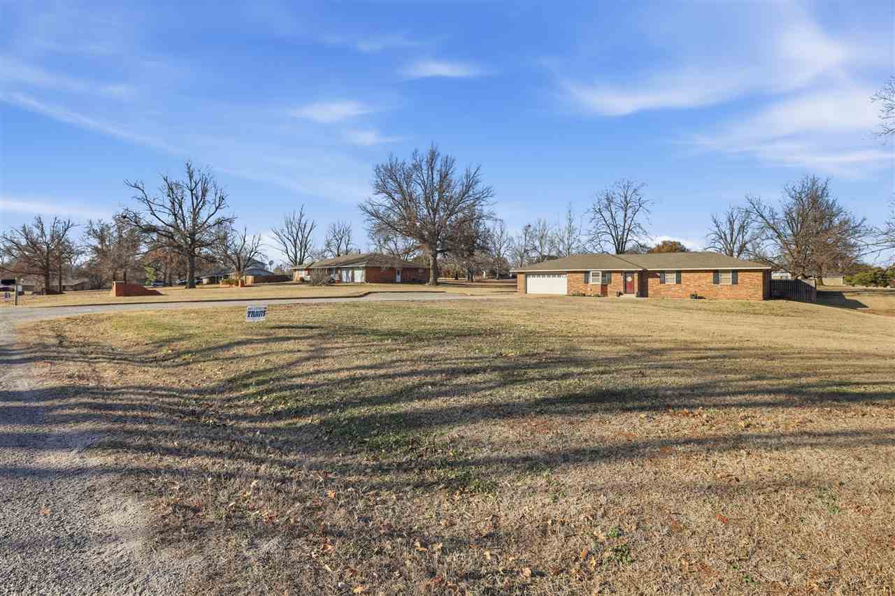 Listing Carousel Slide