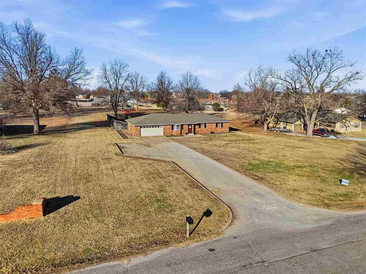 Listing Carousel Slide