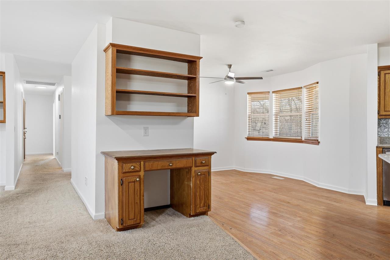 Listing Carousel Slide