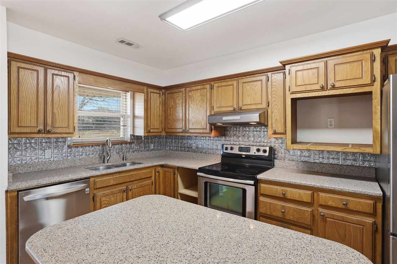 Listing Carousel Slide