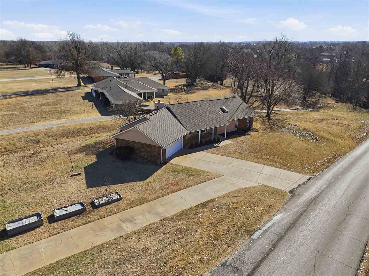 Listing Carousel Slide