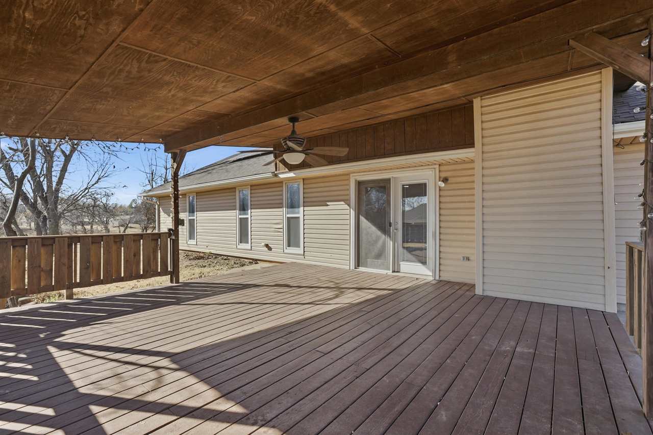 Listing Carousel Slide