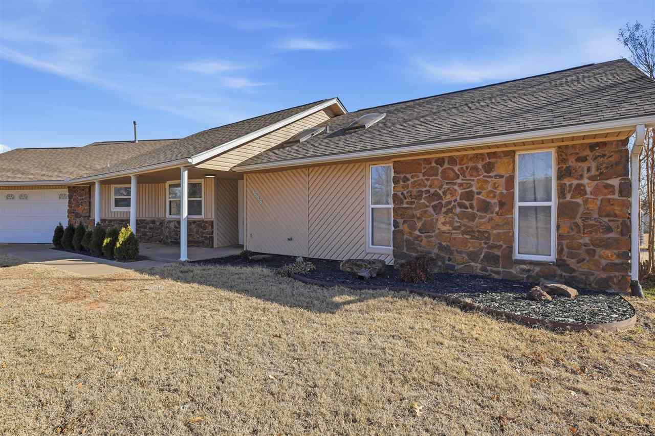 Listing Carousel Slide