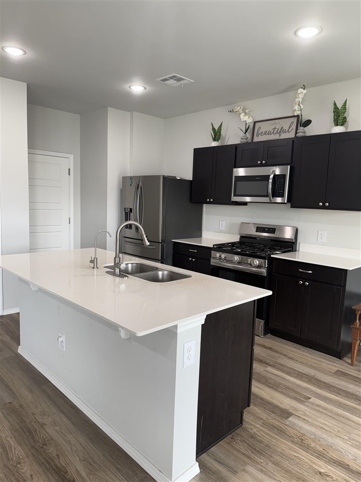 3111 S Appaloosa Street