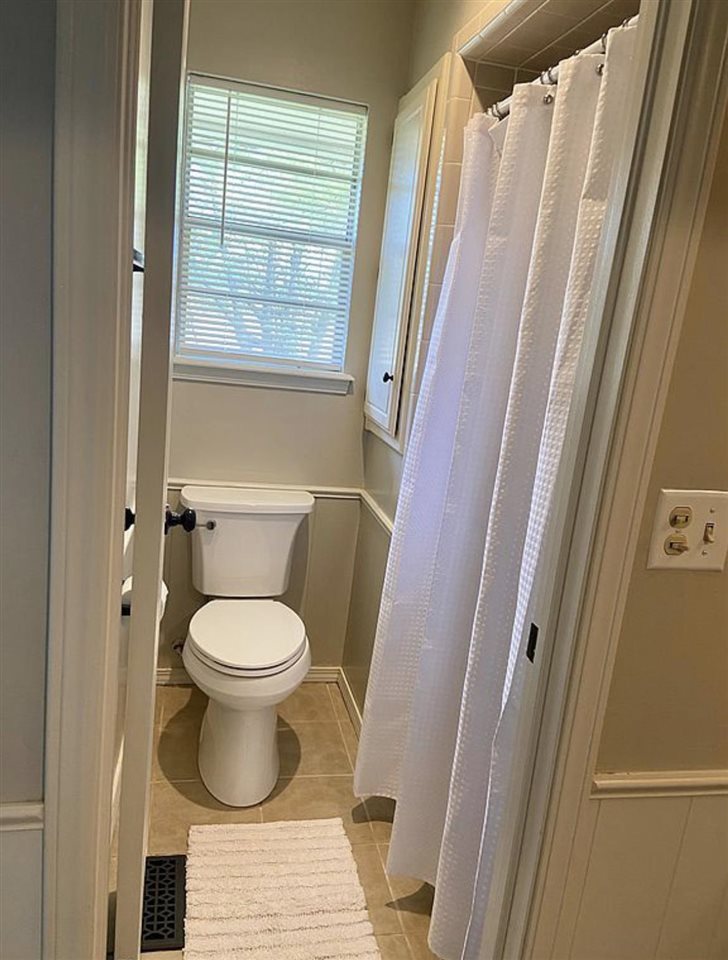 3921 W Yorkshire Drive