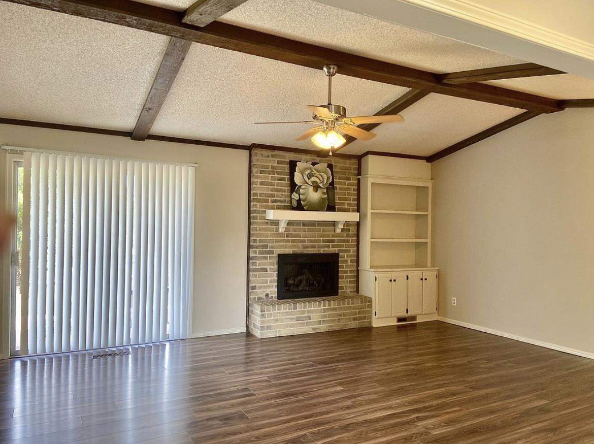 3921 W Yorkshire Drive