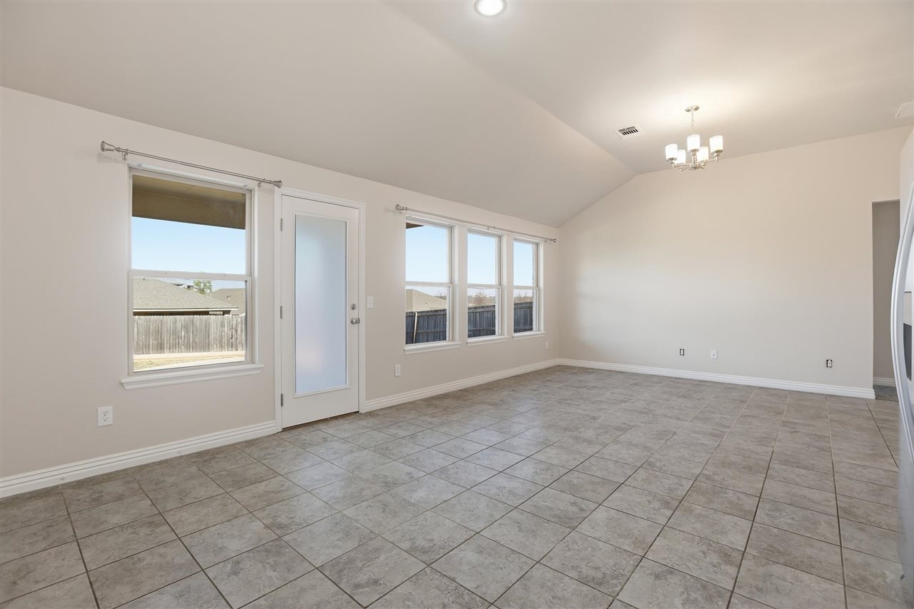 4420 W Prescot Drive