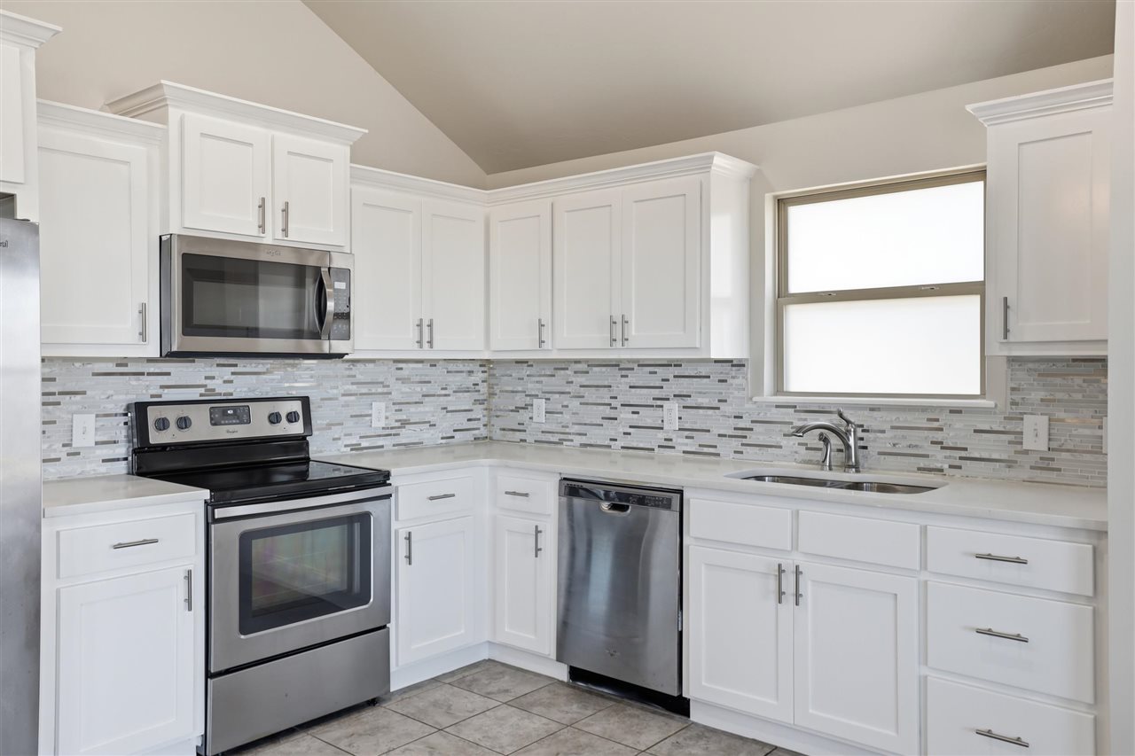 4420 W Prescot Drive