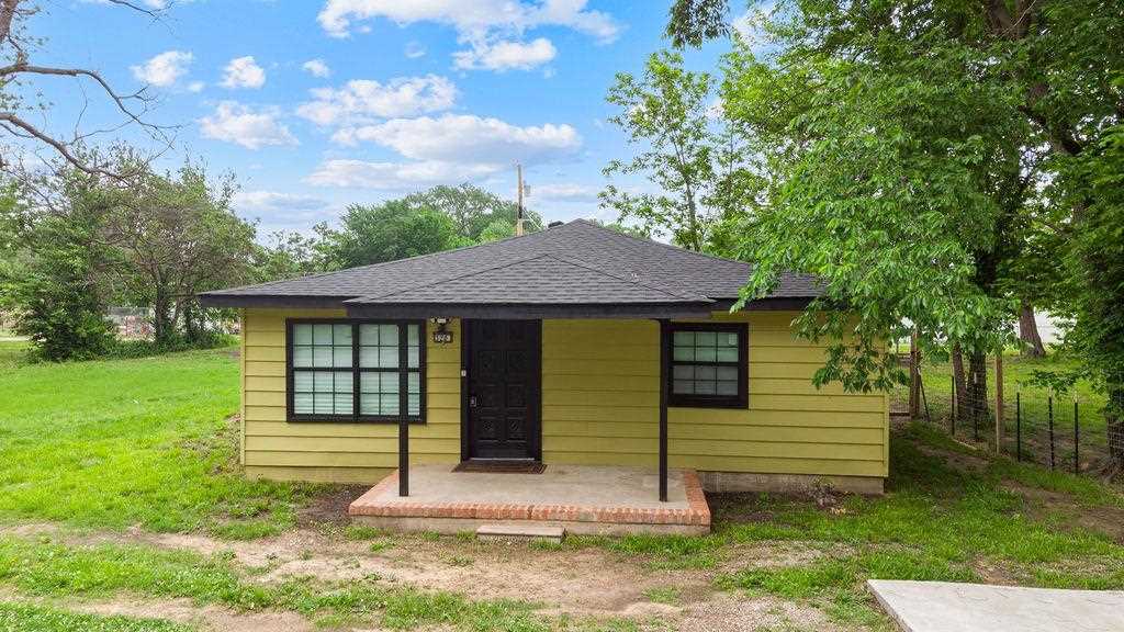 320 N Margarite Avenue