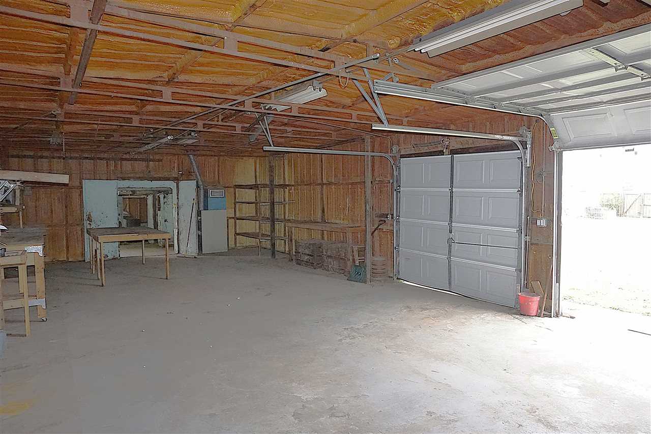 Listing Carousel Slide