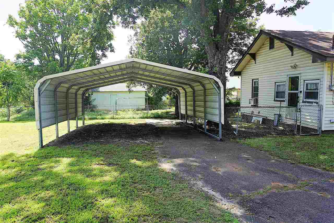 Listing Carousel Slide