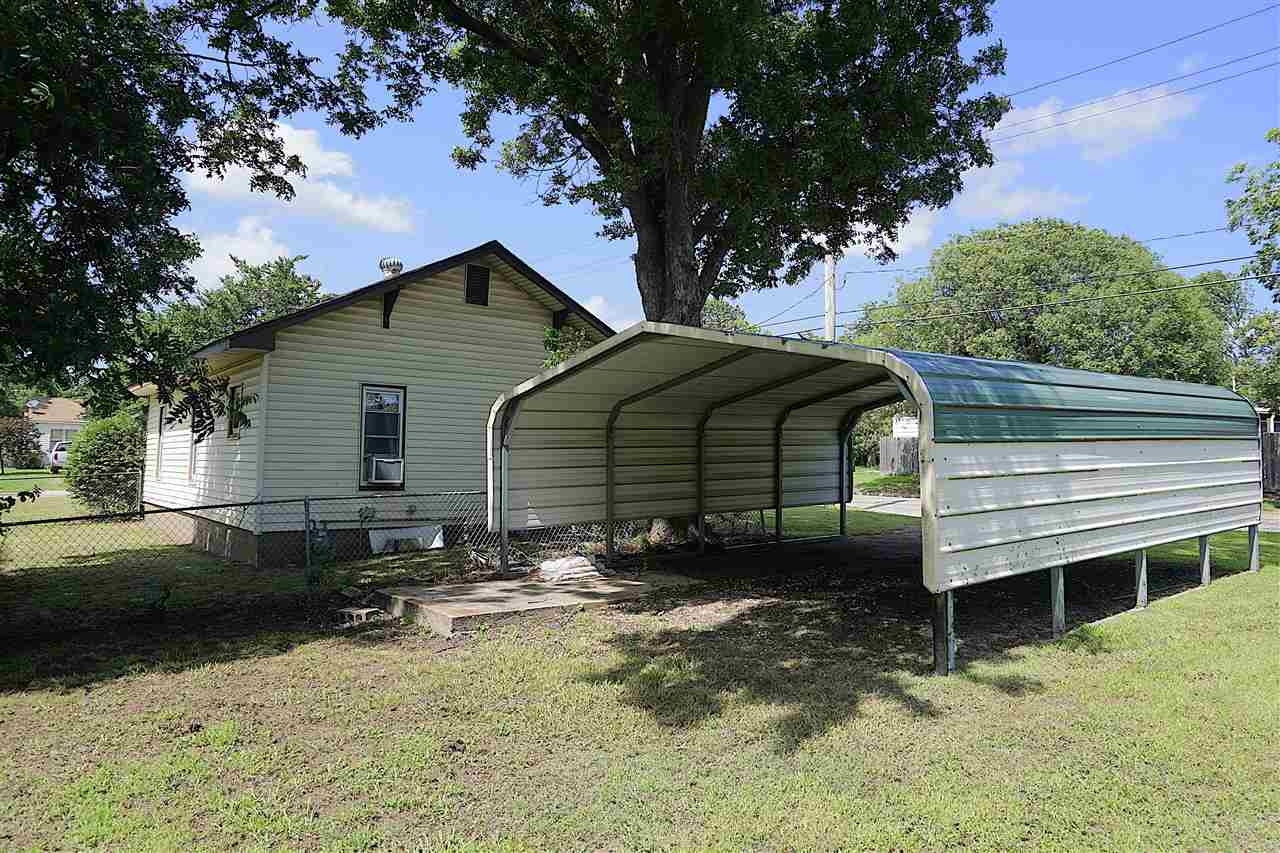 Listing Carousel Slide