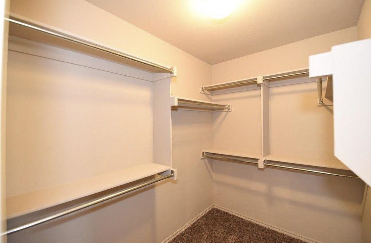 908 Linford Drive