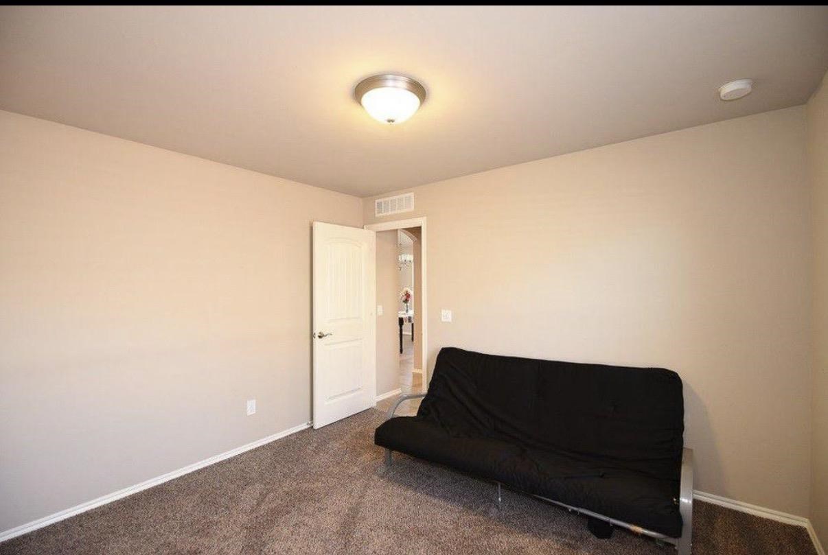 908 Linford Drive