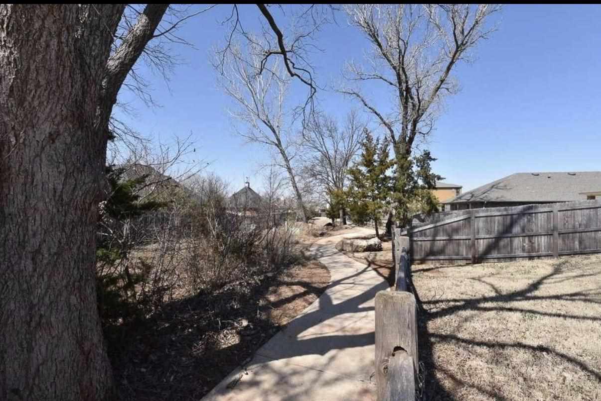 908 Linford Drive