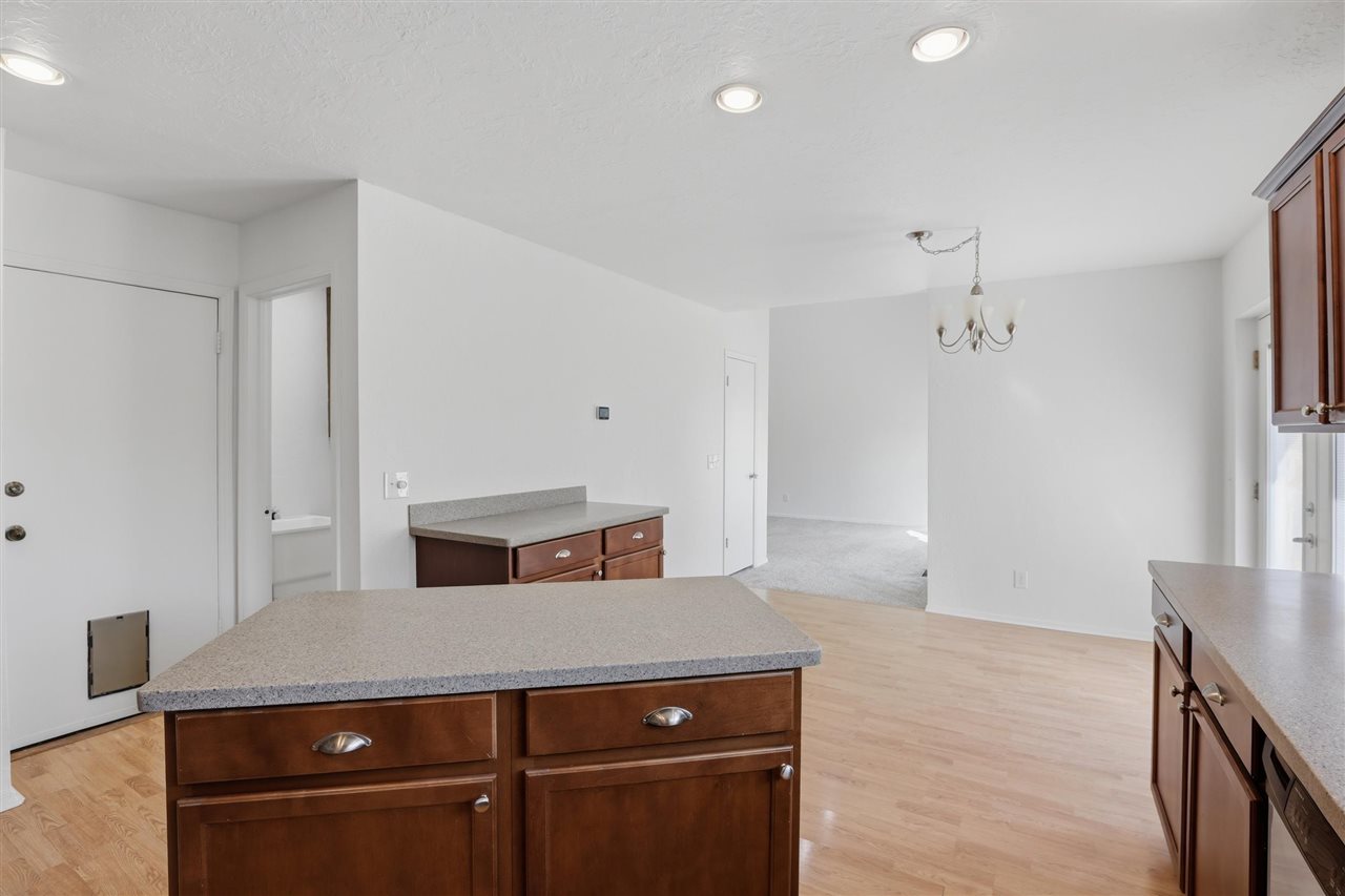 219 E Rogers Drive
