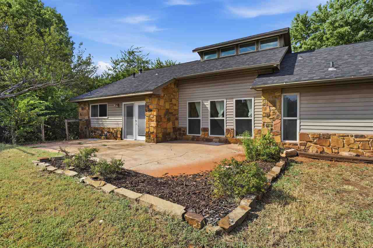 219 E Rogers Drive
