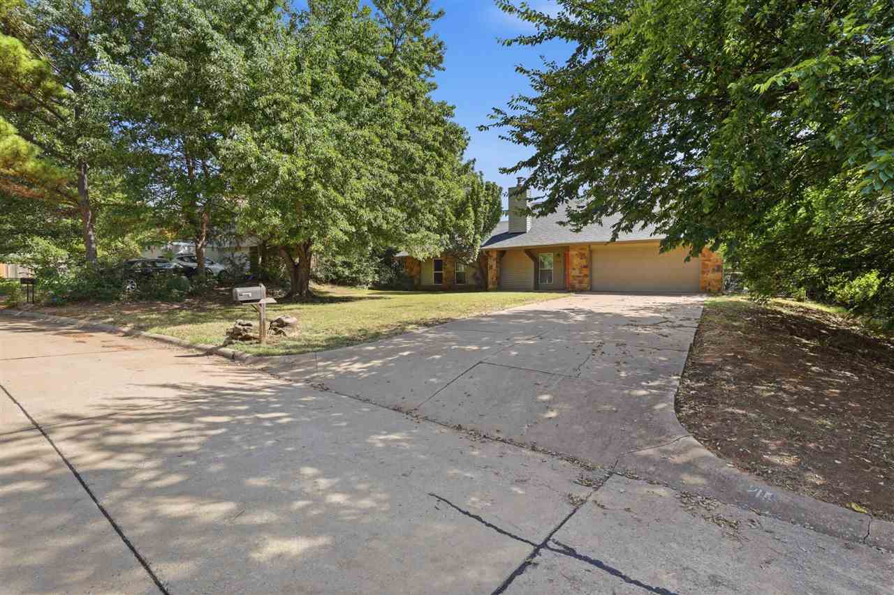 219 E Rogers Drive