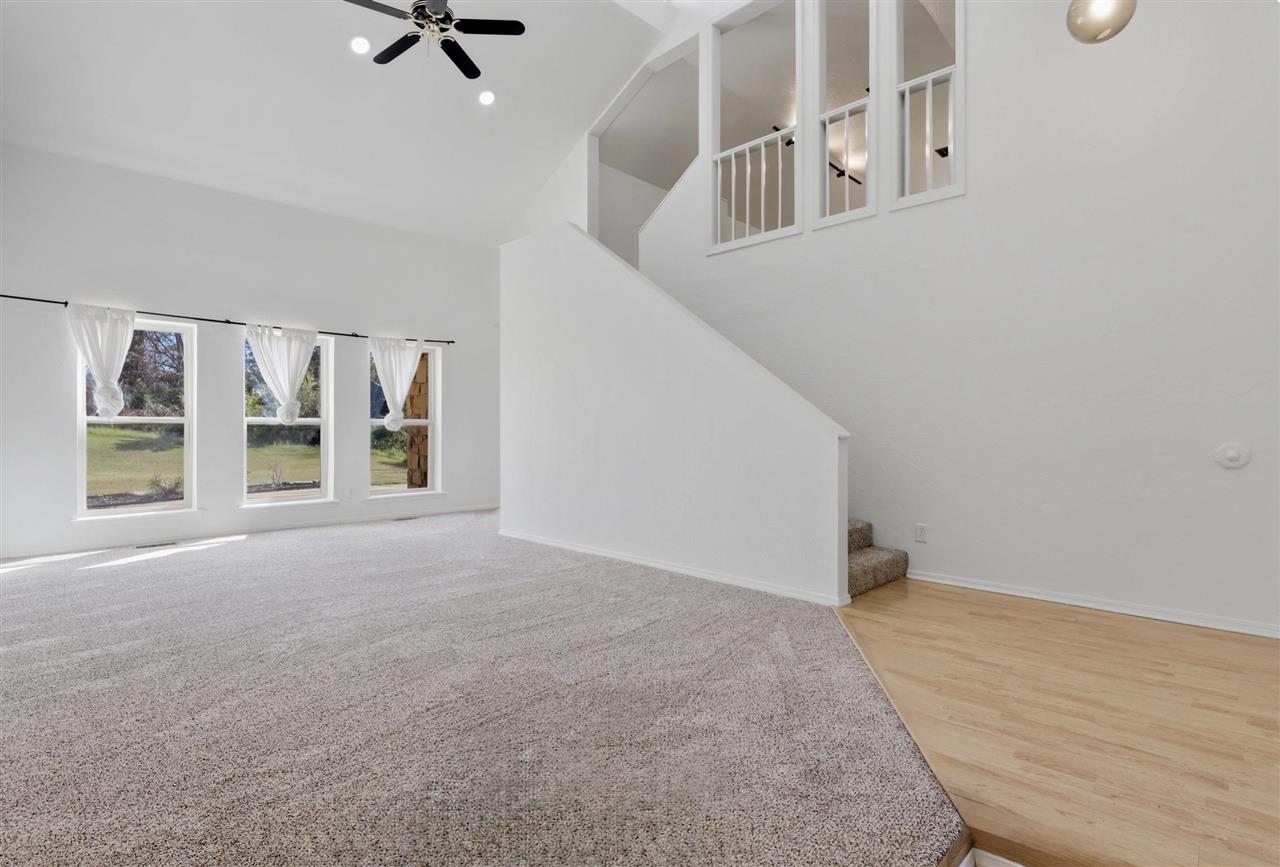 219 E Rogers Drive