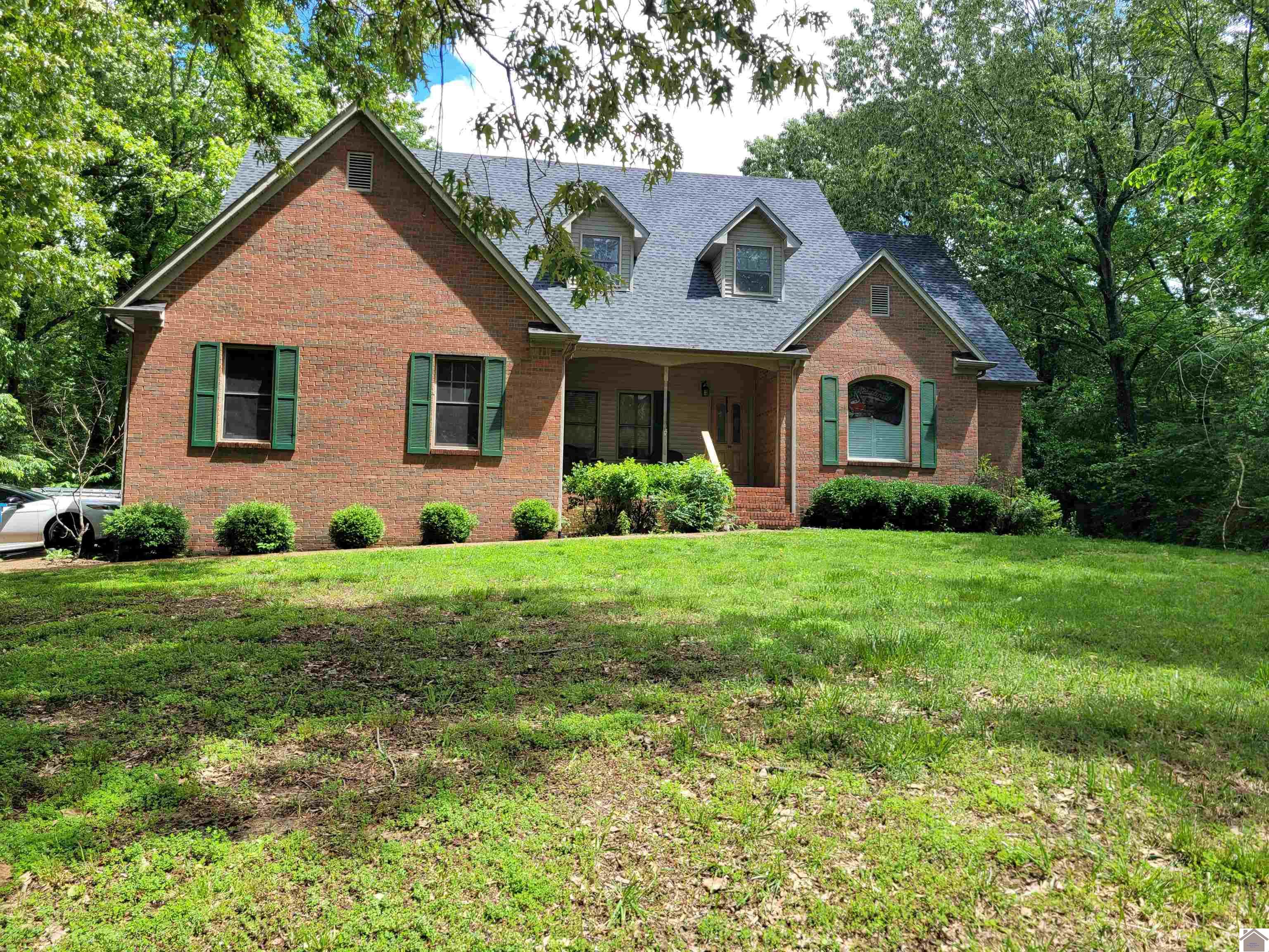 110 Hunting Creek, Paducah, KY 42003 Listing Photo  1