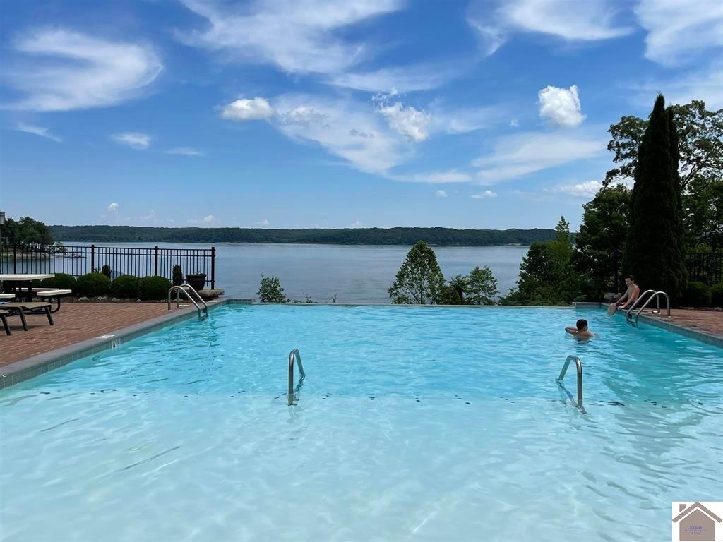 Deepwood Drive, Murray, KY 42071 Listing Photo  4