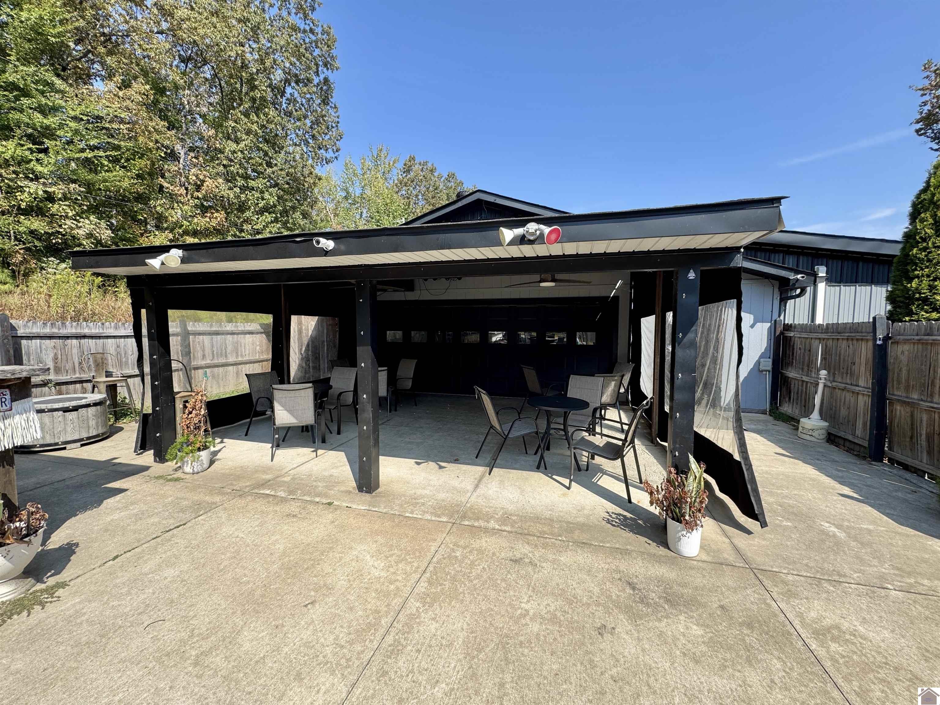 11728 E US HWY 68, Benton, KY 42025 Listing Photo  10