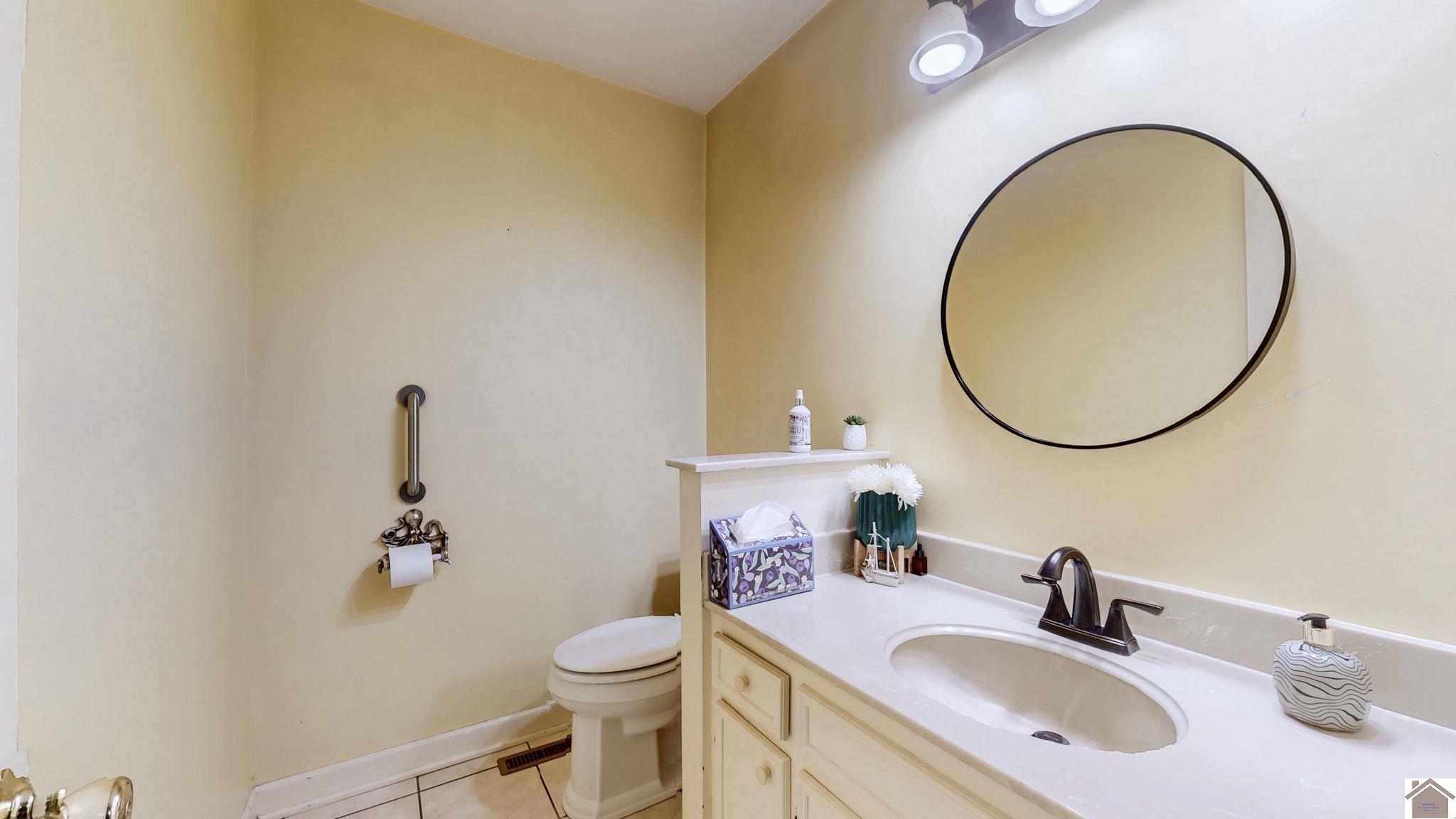 2115 Gatesborough Circle, Murray, KY 42071 Listing Photo  14