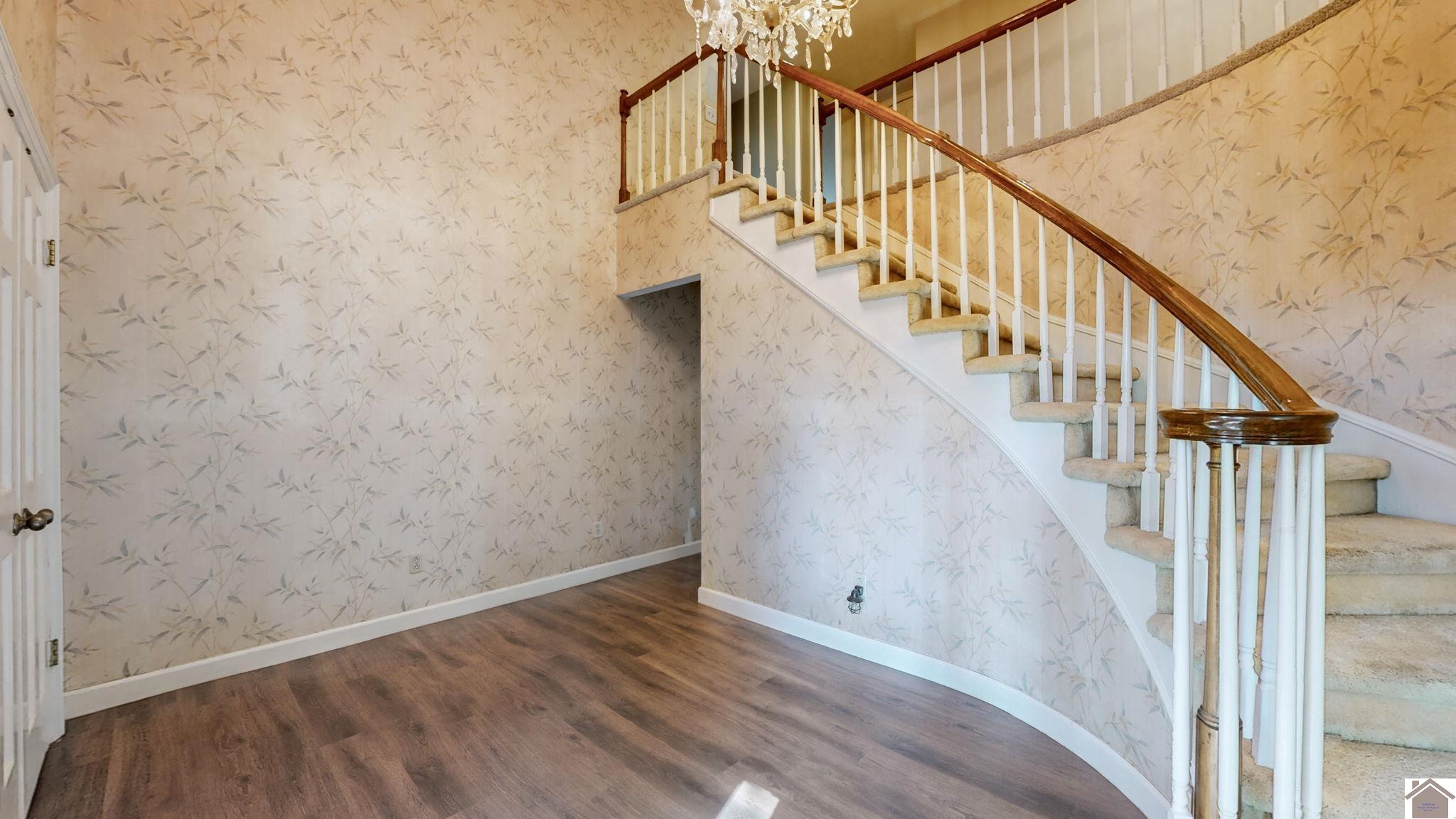 2115 Gatesborough Circle, Murray, KY 42071 Listing Photo  15