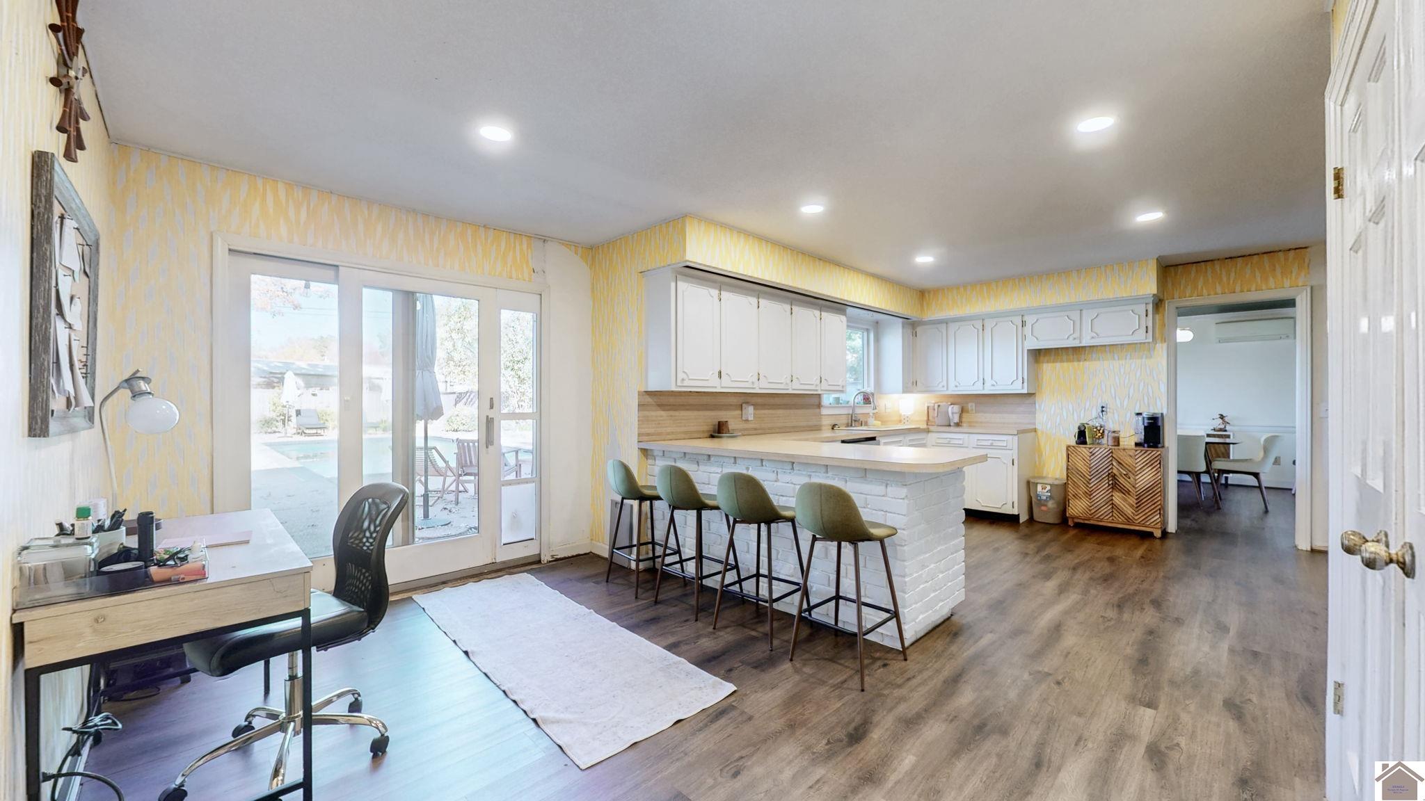 2115 Gatesborough Circle, Murray, KY 42071 Listing Photo  7