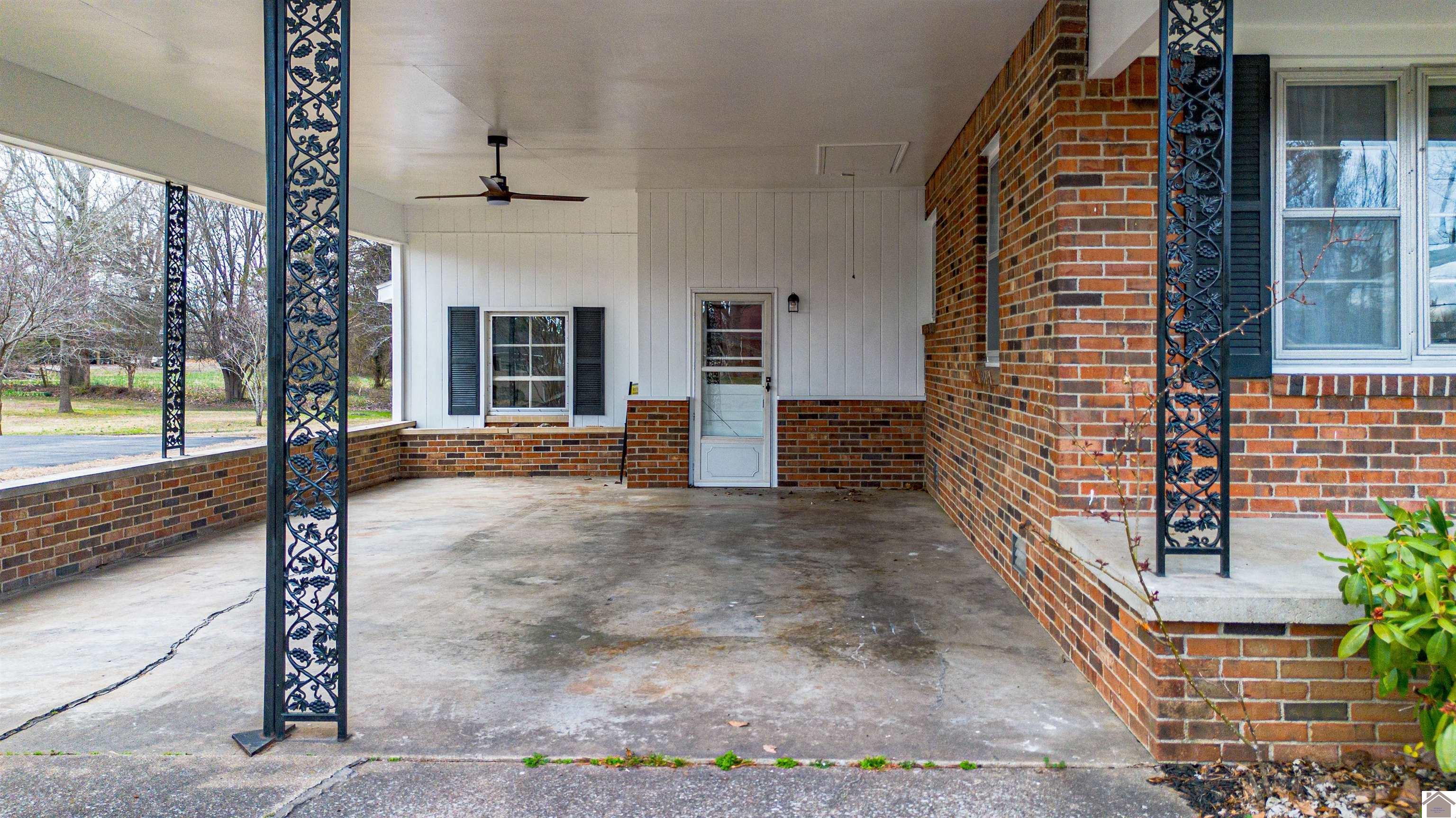 133 Frankfort Avenue, Paducah, KY 42001 Listing Photo  3