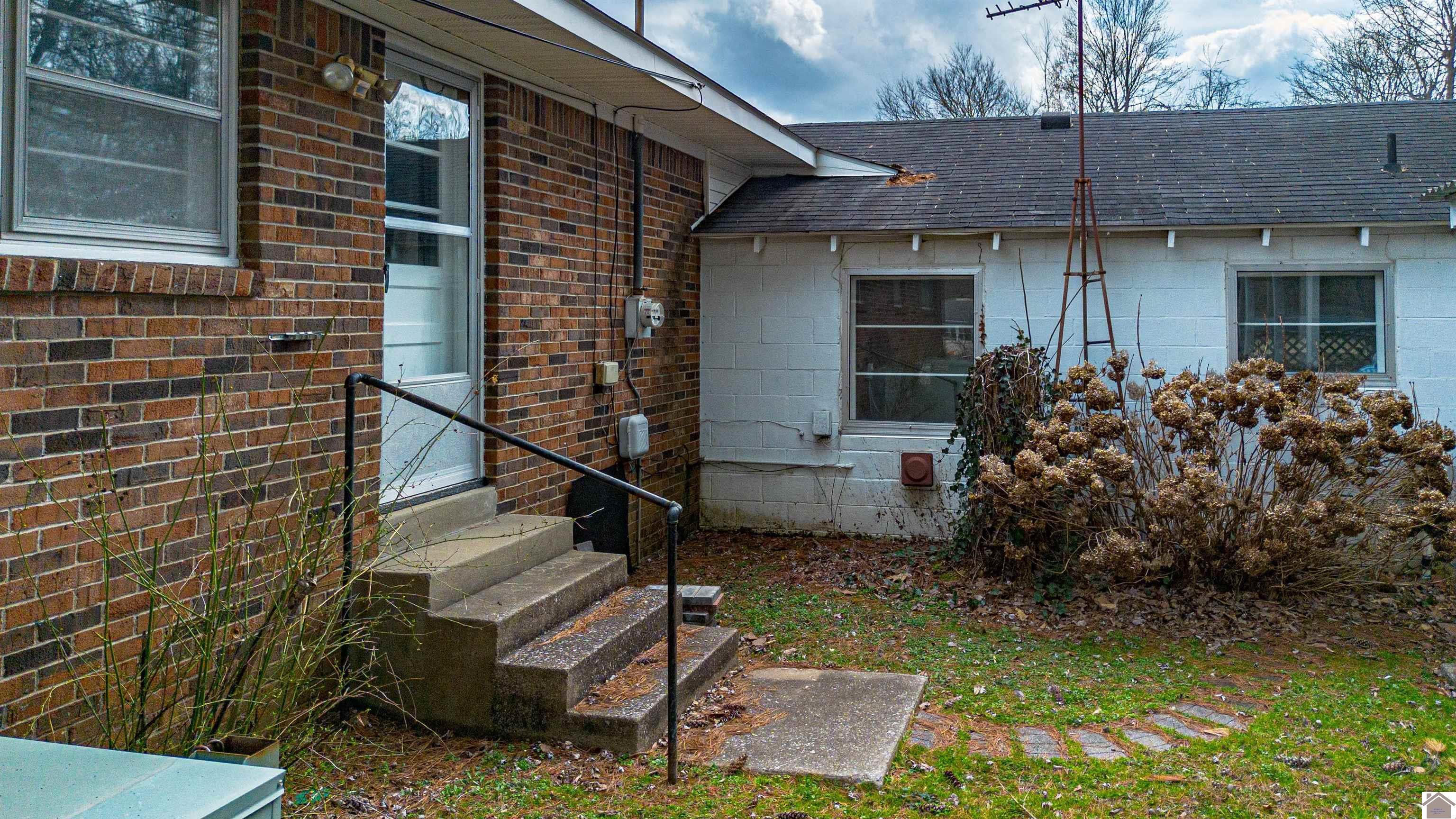 133 Frankfort Avenue, Paducah, KY 42001 Listing Photo  38