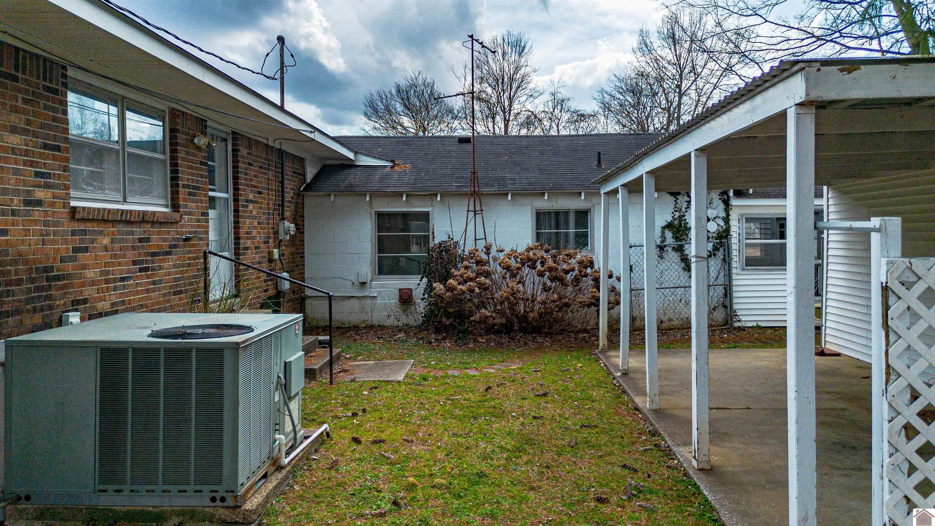 133 Frankfort Avenue, Paducah, KY 42001 Listing Photo  40