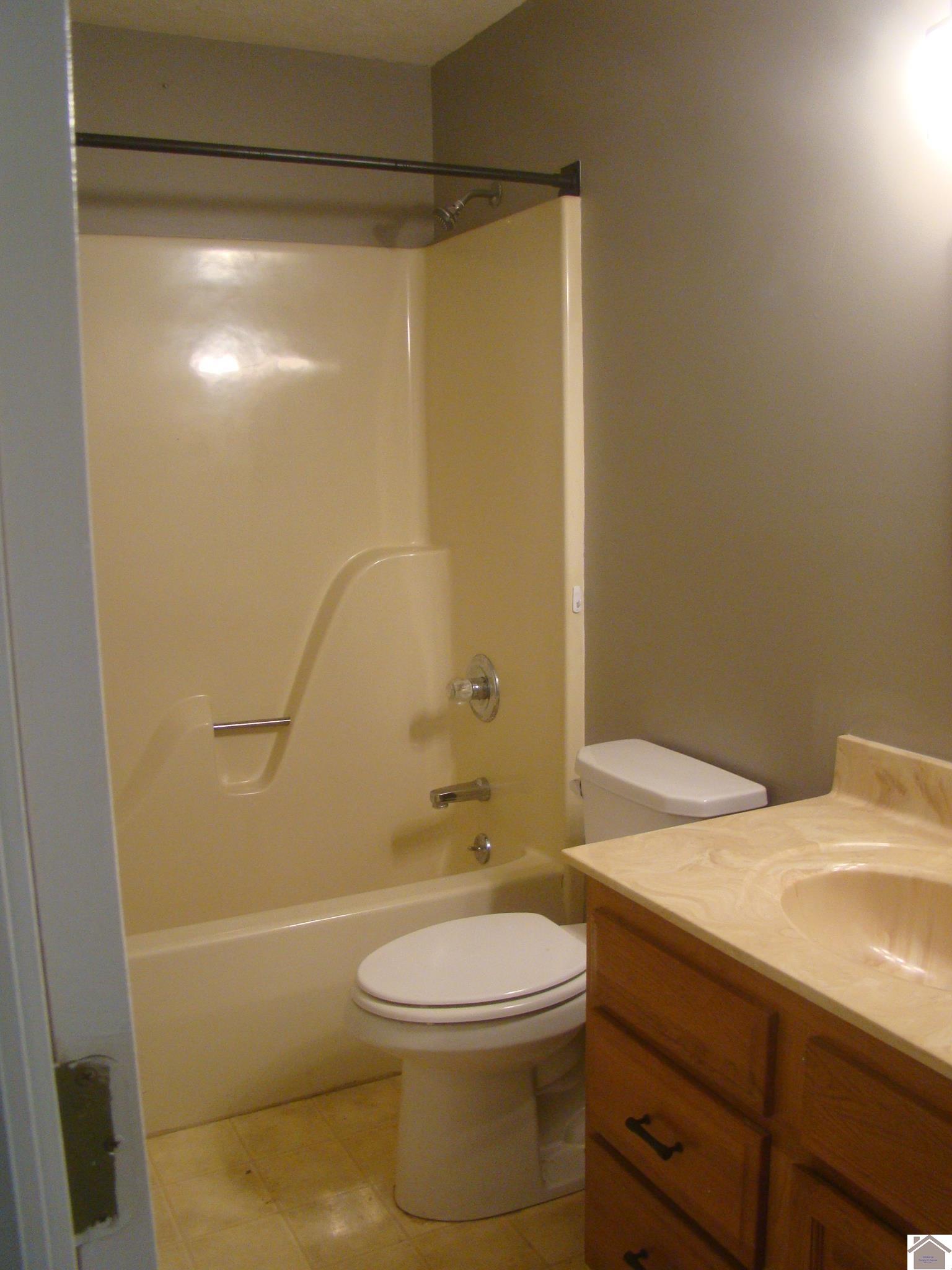 296 Bethel Church Road, Cadiz, KY 42211 Listing Photo  17