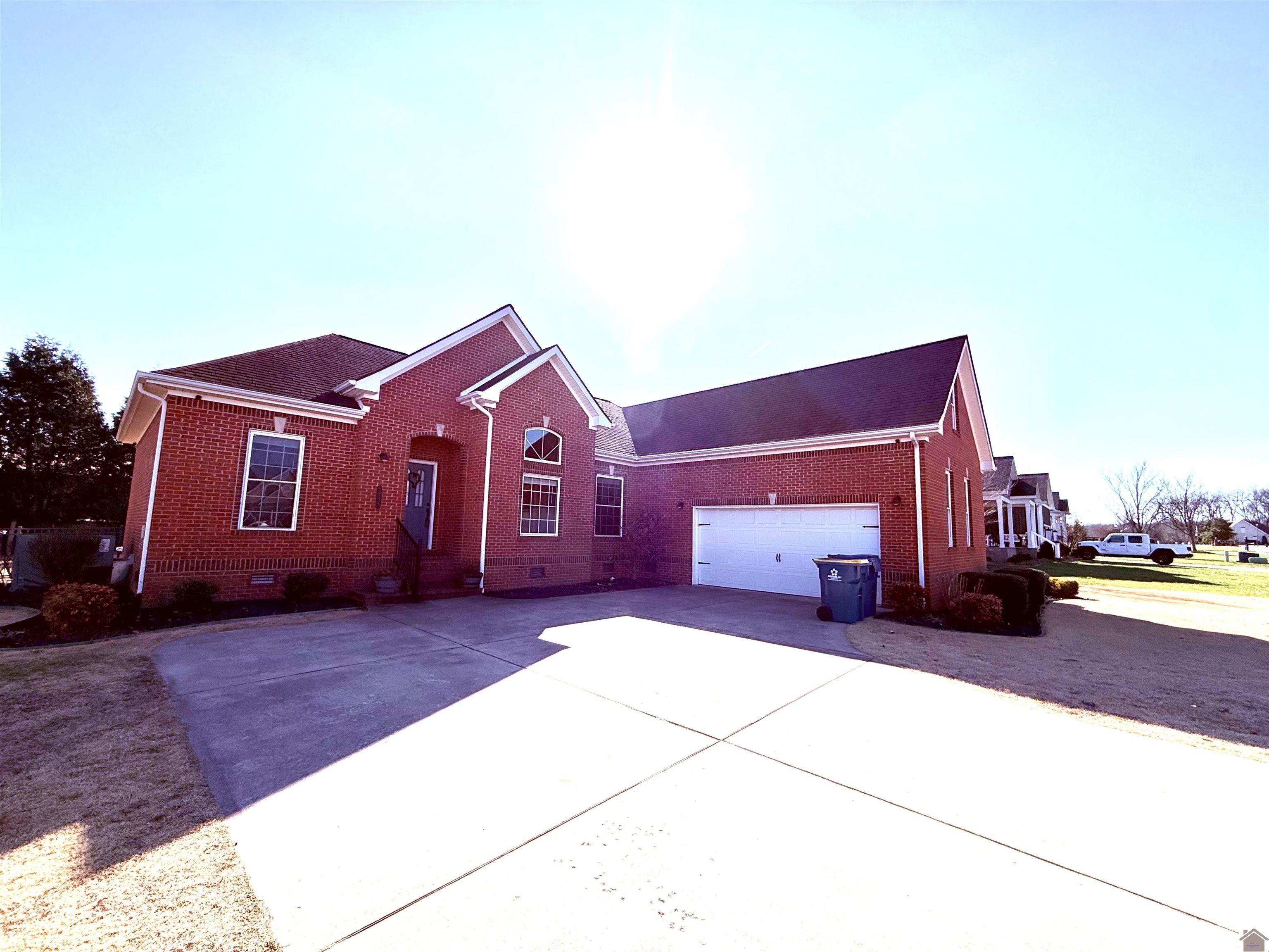 2255 Hal Drive, Murray, KY 42071 Listing Photo  1