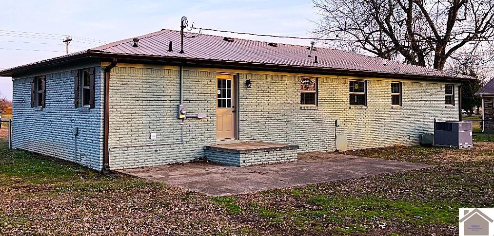 8769 SR 45 s, Wingo, KY 42088 Listing Photo  3