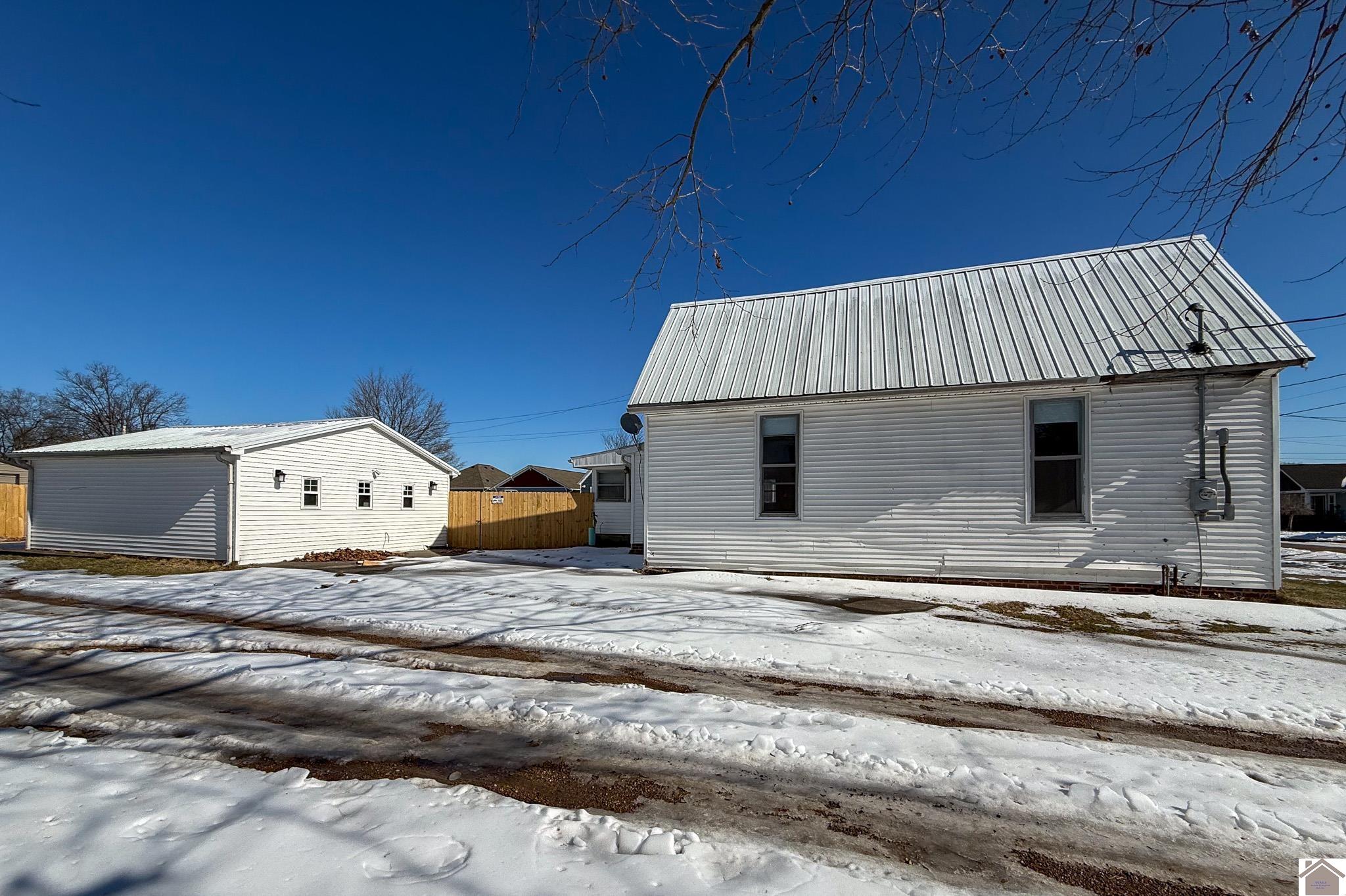 1415 Harrison Street, Paducah, KY 42001 Listing Photo  3