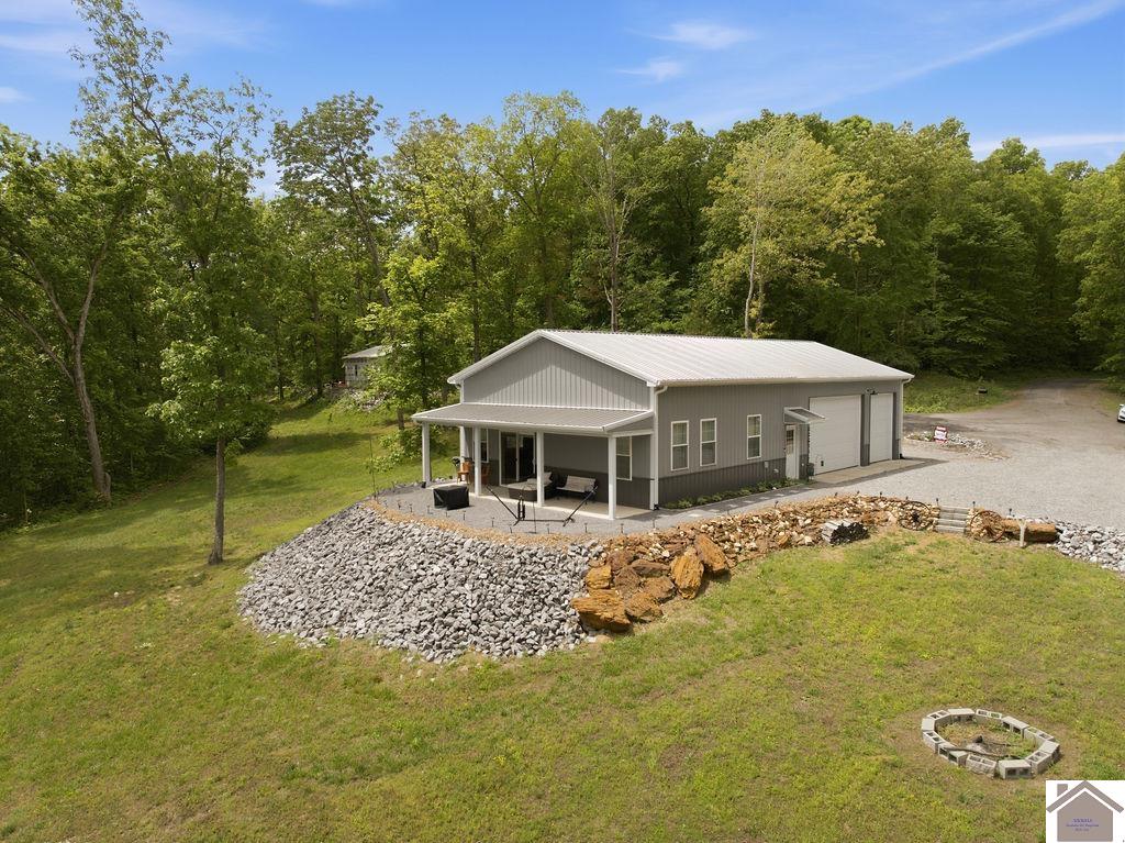 456 Kentucky Lake Drive, Murray, KY 42071 Listing Photo  1