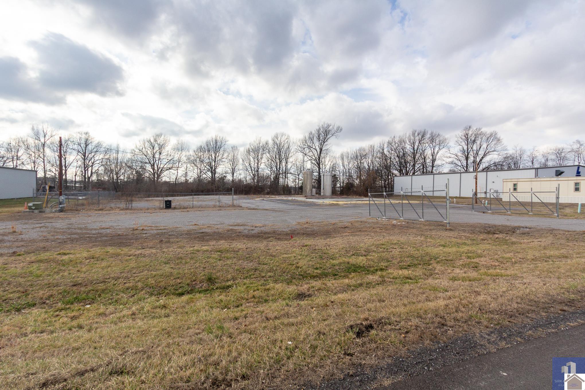 3865 Industrial Drive, Paducah, KY 42001 Listing Photo  1