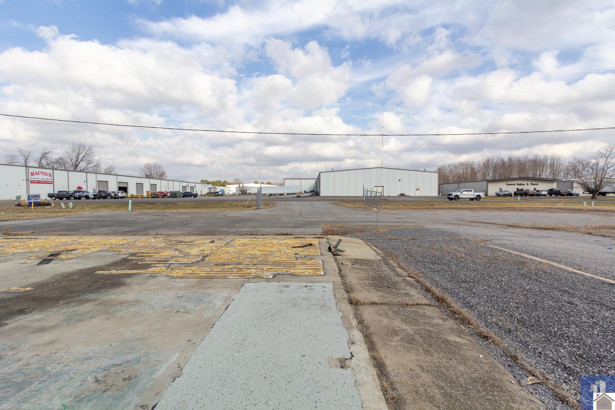 3865 Industrial Drive, Paducah, KY 42001 Listing Photo  19