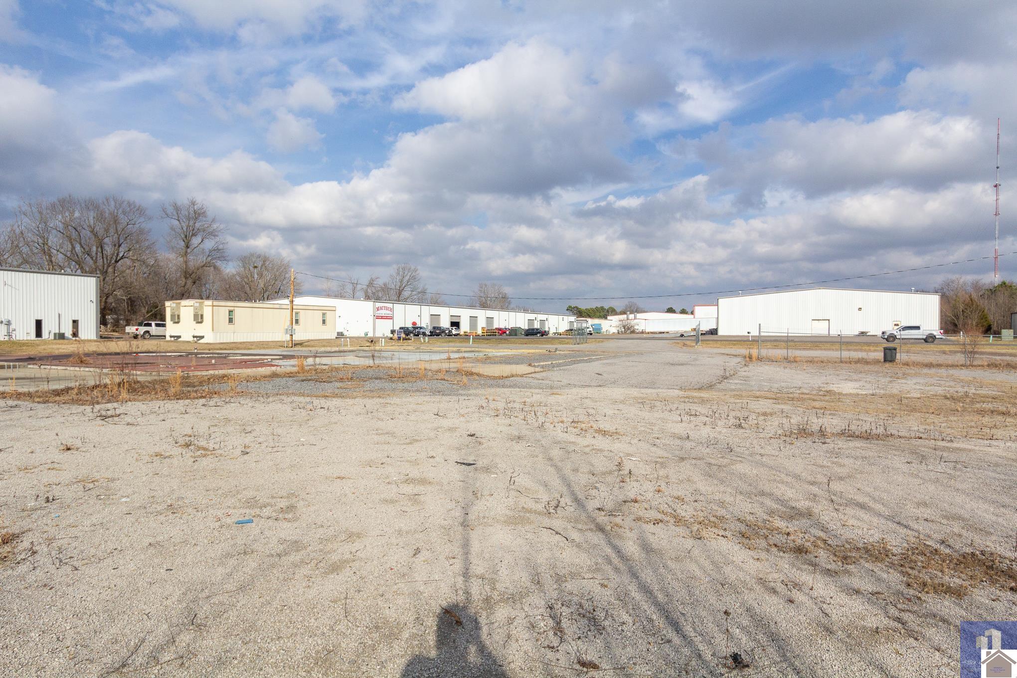 3865 Industrial Drive, Paducah, KY 42001 Listing Photo  9