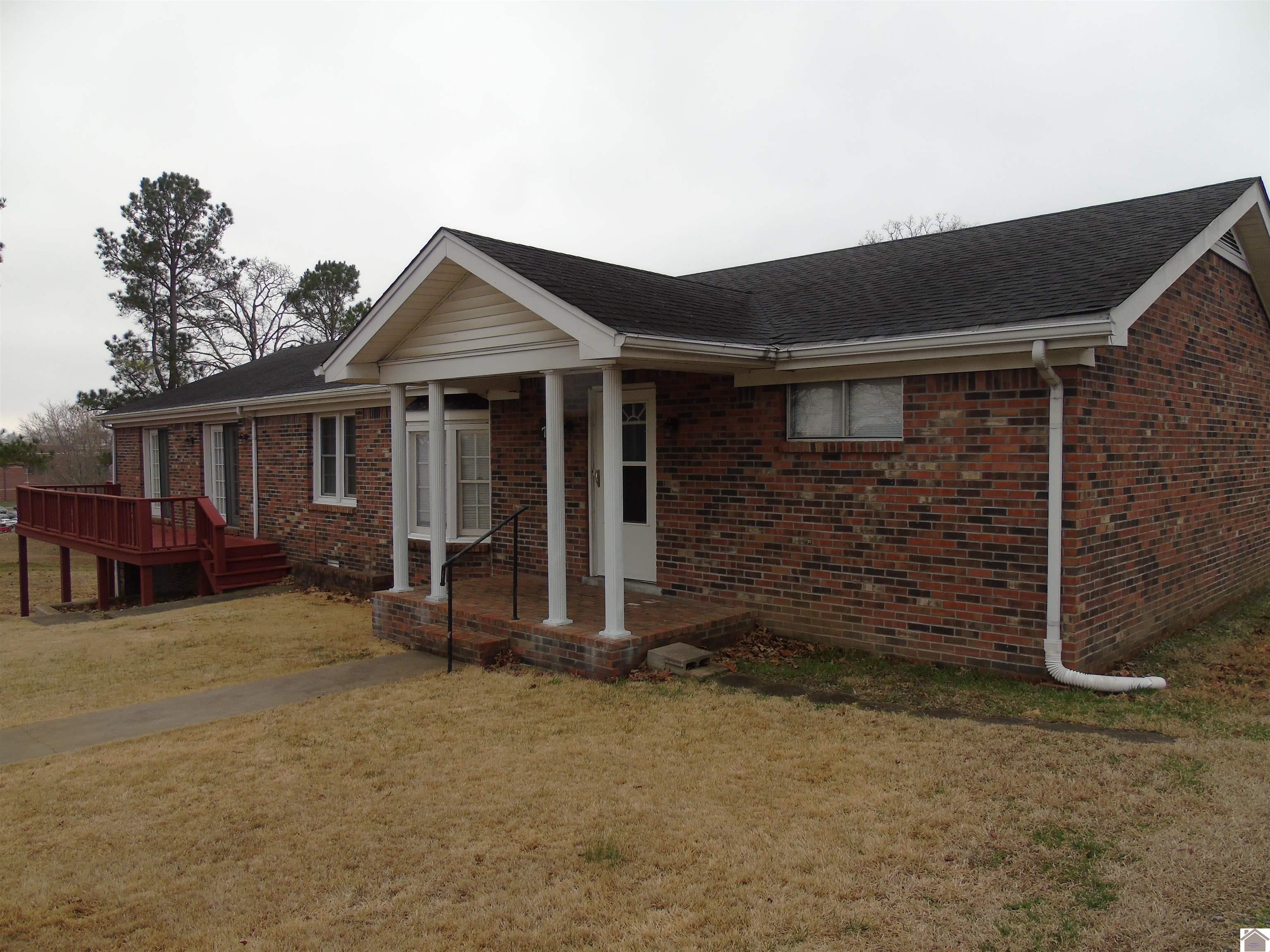 77 Lincoln, Cadiz, KY 42211 Listing Photo  2