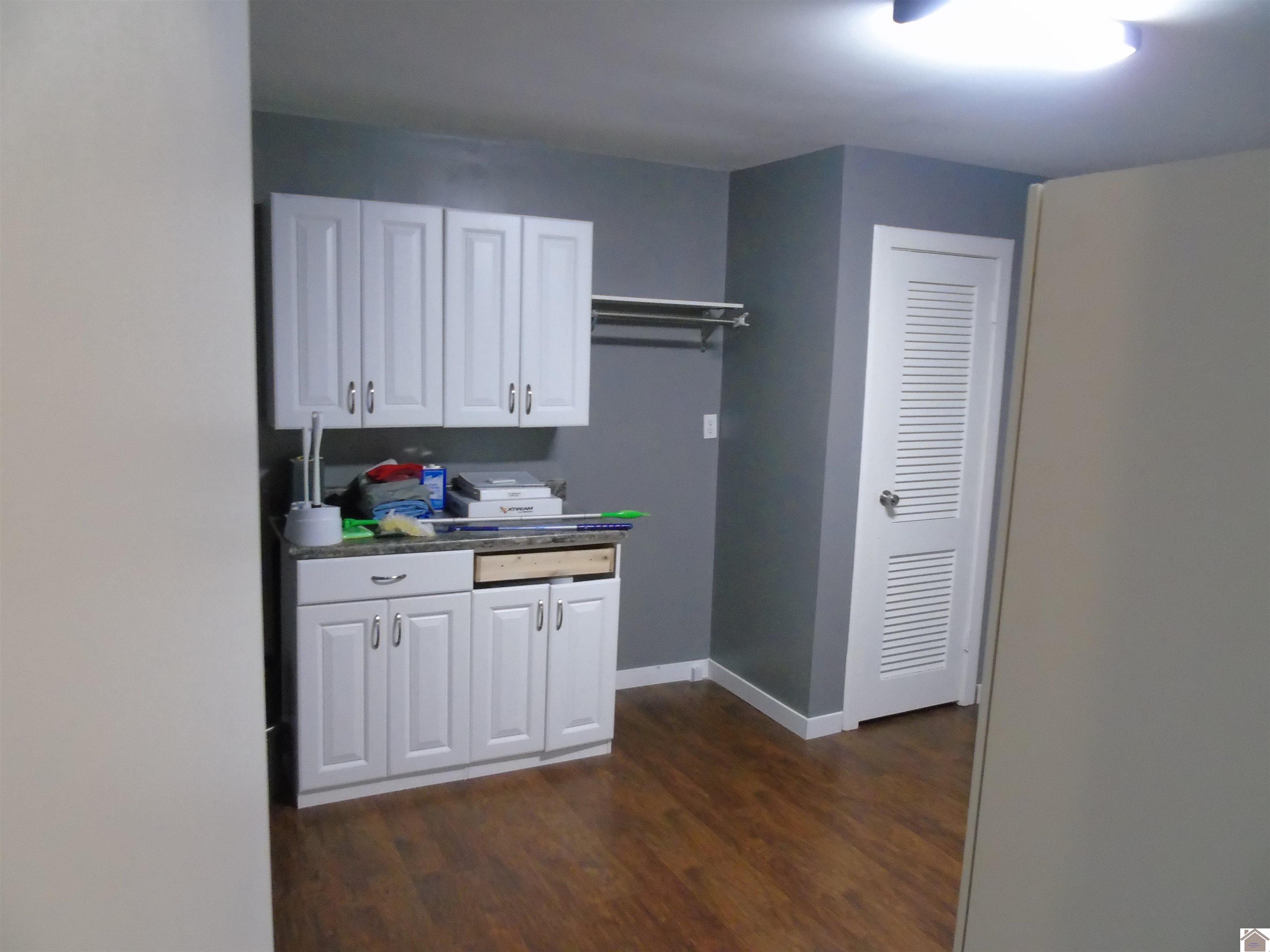 77 Lincoln, Cadiz, KY 42211 Listing Photo  12